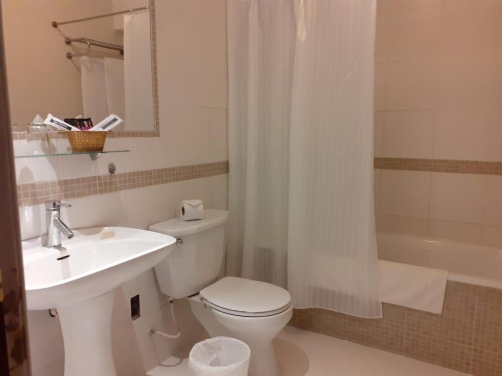 Hotel Melodia Лима Екстериор снимка