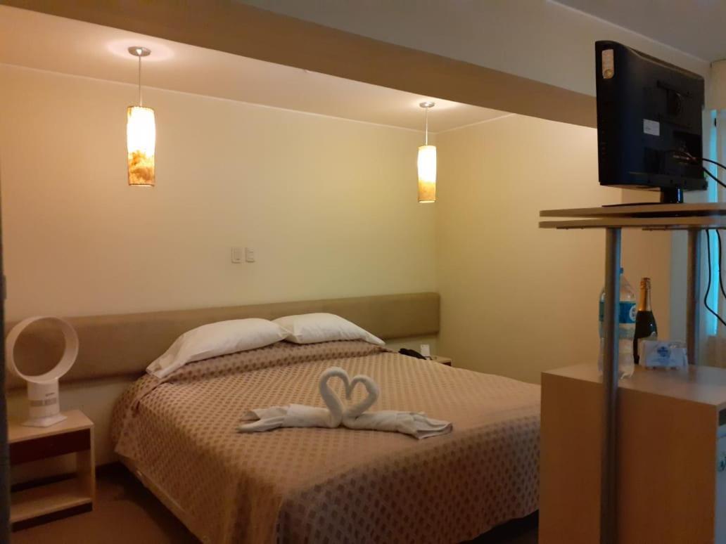 Hotel Melodia Лима Екстериор снимка
