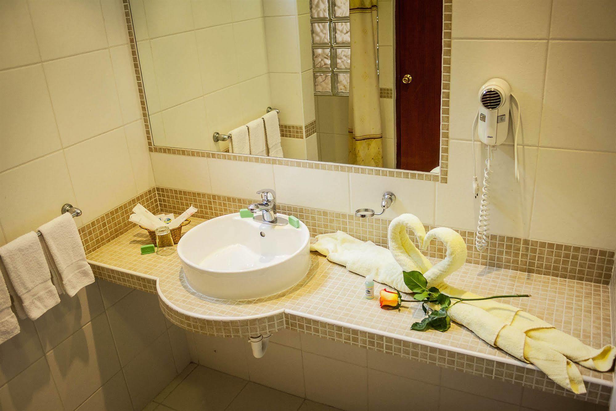 Hotel Melodia Лима Екстериор снимка